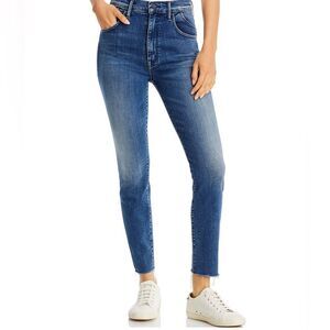 Mother Women's Jean The Stash Swooner in Dark Blue. EUC